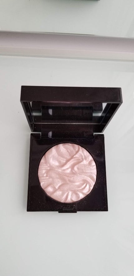 フェイスイルミネーター/ローラ メルシエ/パウダーハイライトを使ったクチコミ(1枚目)