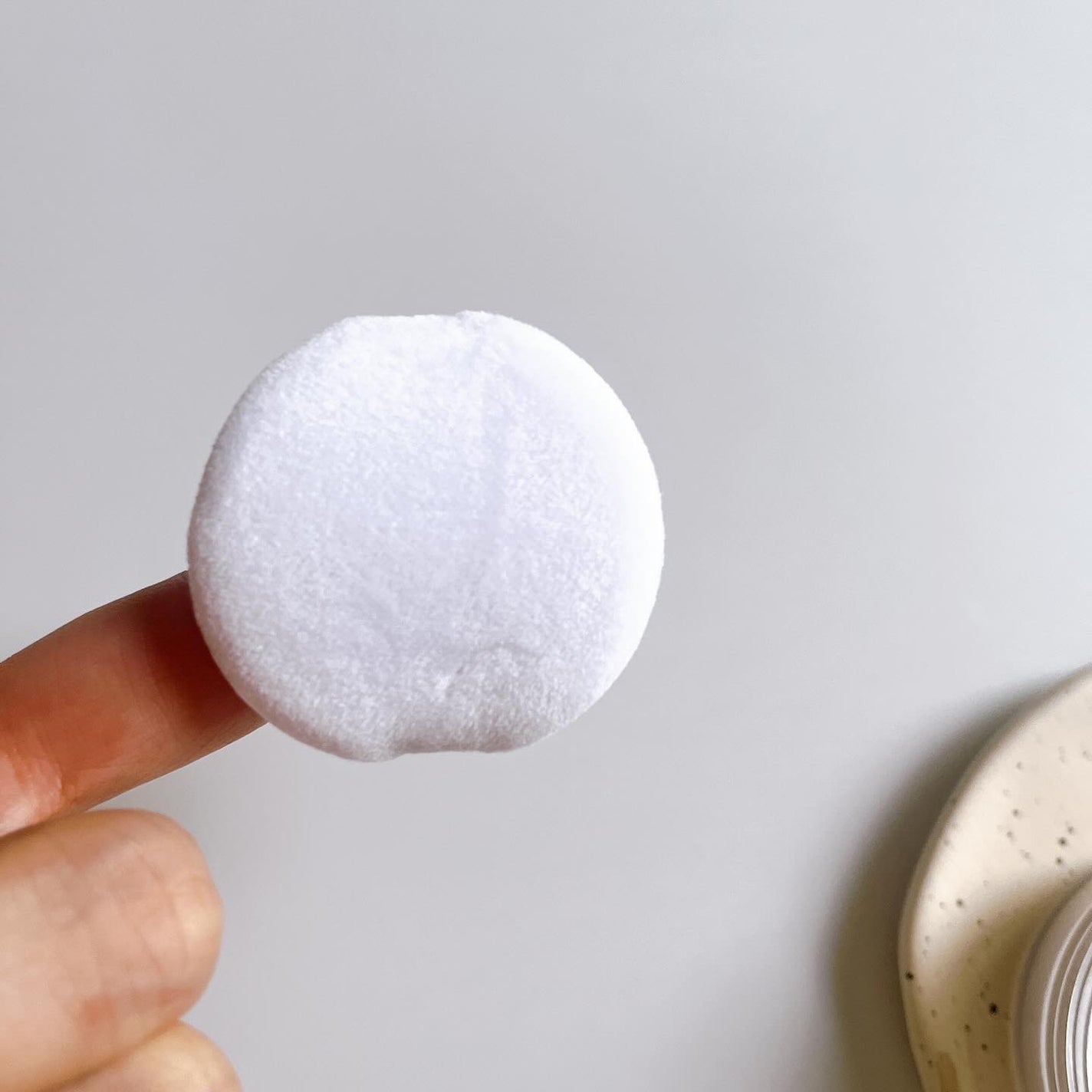 ひとりコスメ部 フォロバ100 on LIPS 「VERTTYの💚「ノーセボムミントブラーパウダー」🩷「モイスチ..」(3枚目)