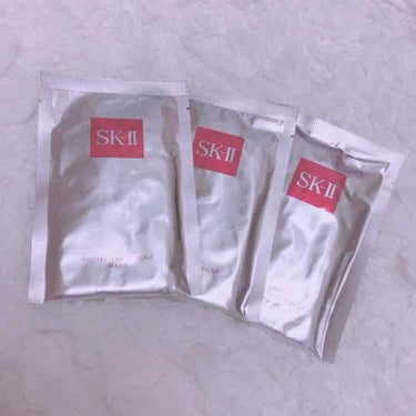 SK-II  フェイシャルトリートメントマスク🥣

人気YouTuberの動画を見て、思わず購入。
✔️6枚入
✔️10000円(税抜き)、一枚あたり約1666.6円
✔️内容量不明
(単純計算)

週