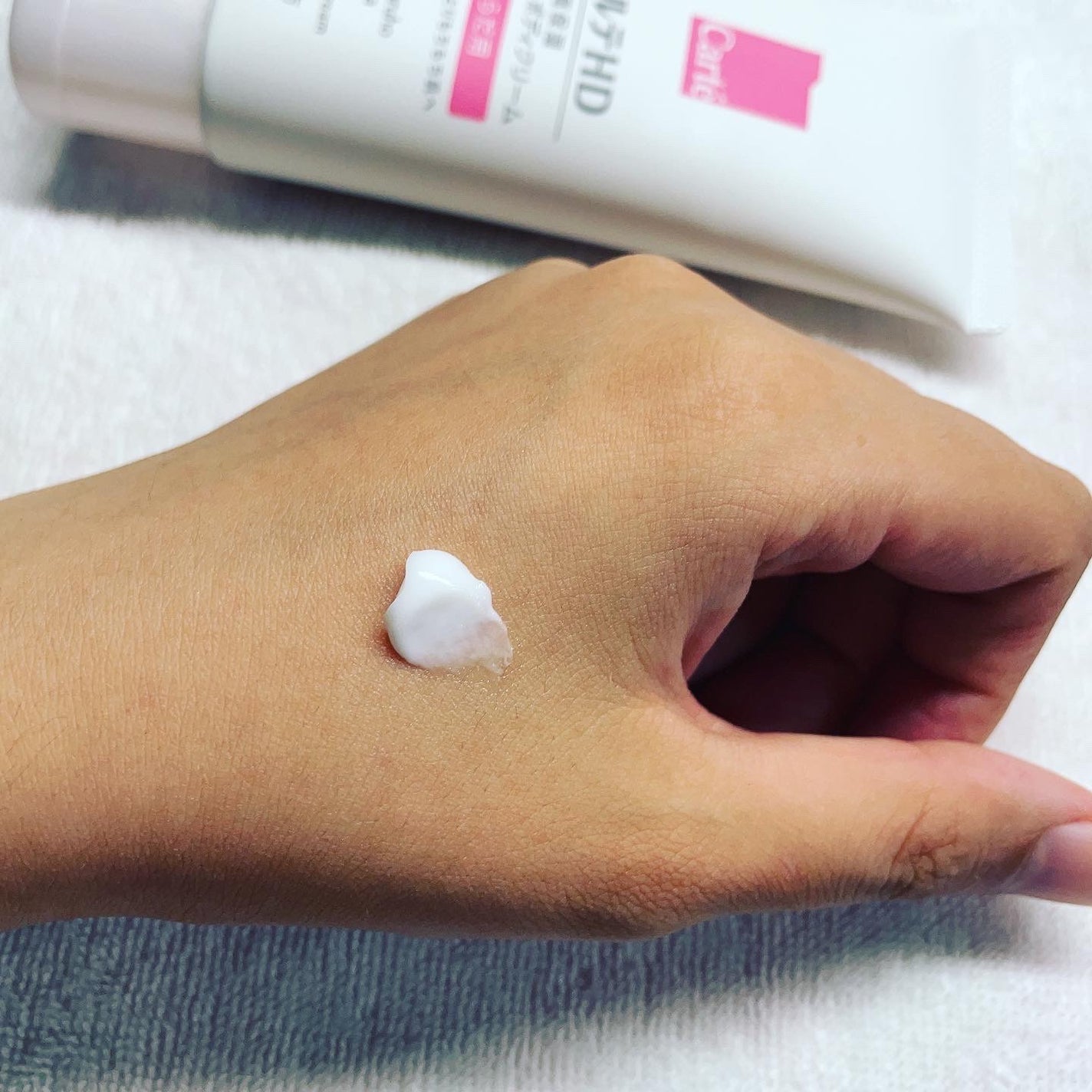 モイスチュア フェイス&ボディクリーム/カルテHD/ボディクリームを使ったクチコミ(2枚目)