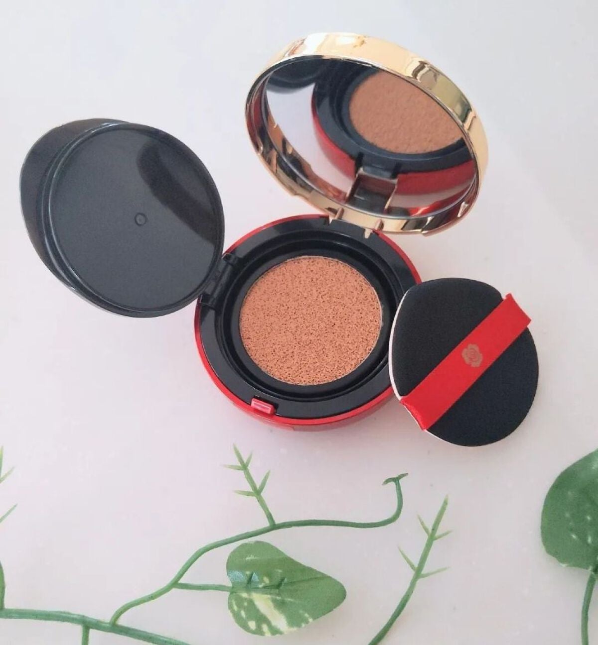 アルーチェルーチェ クッションファンデーション/Aluce luce/クッションファンデーションを使ったクチコミ(4枚目)