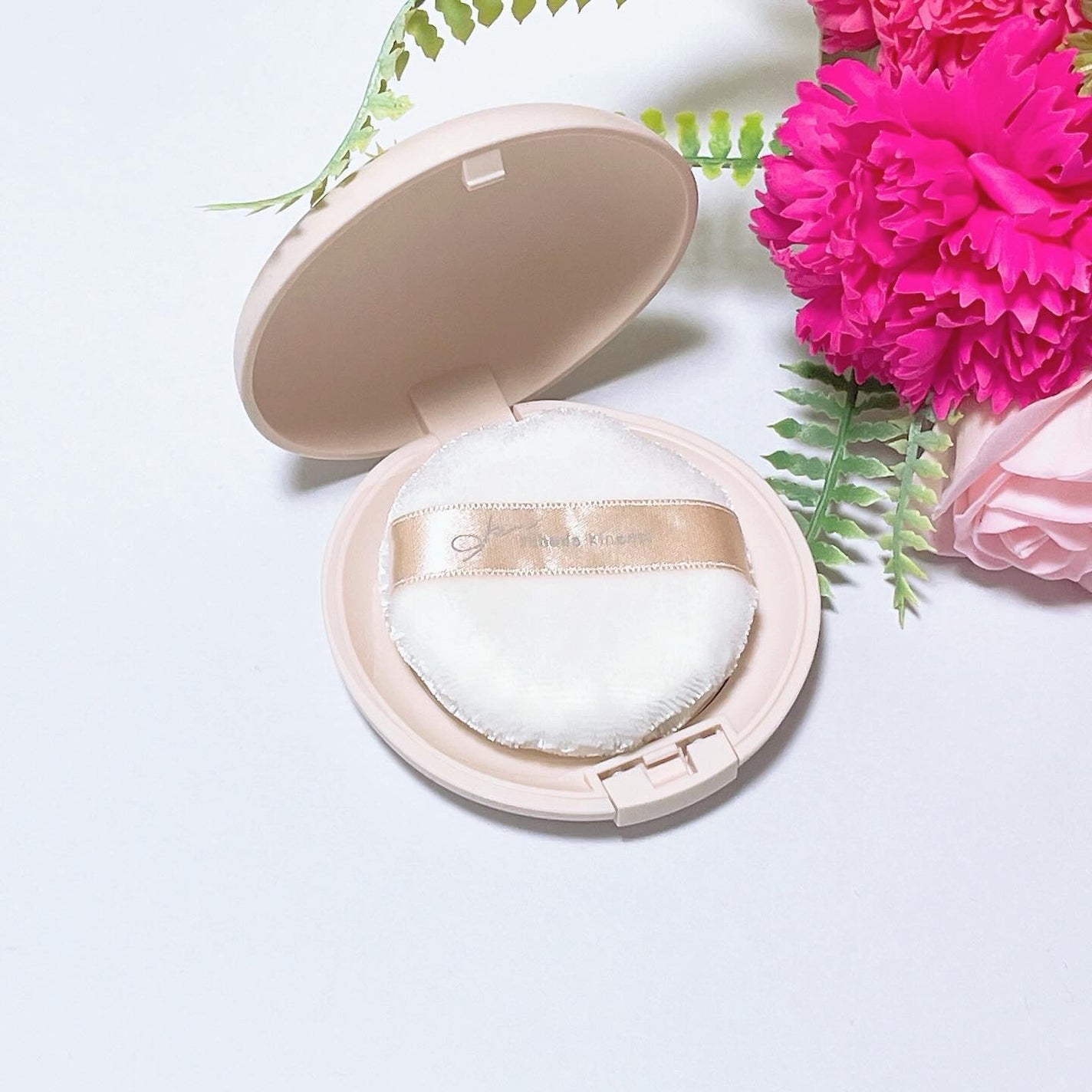 サナ 素肌記念日 スキンケアパウダー N/素肌記念日/プレストパウダーを使ったクチコミ(5枚目)