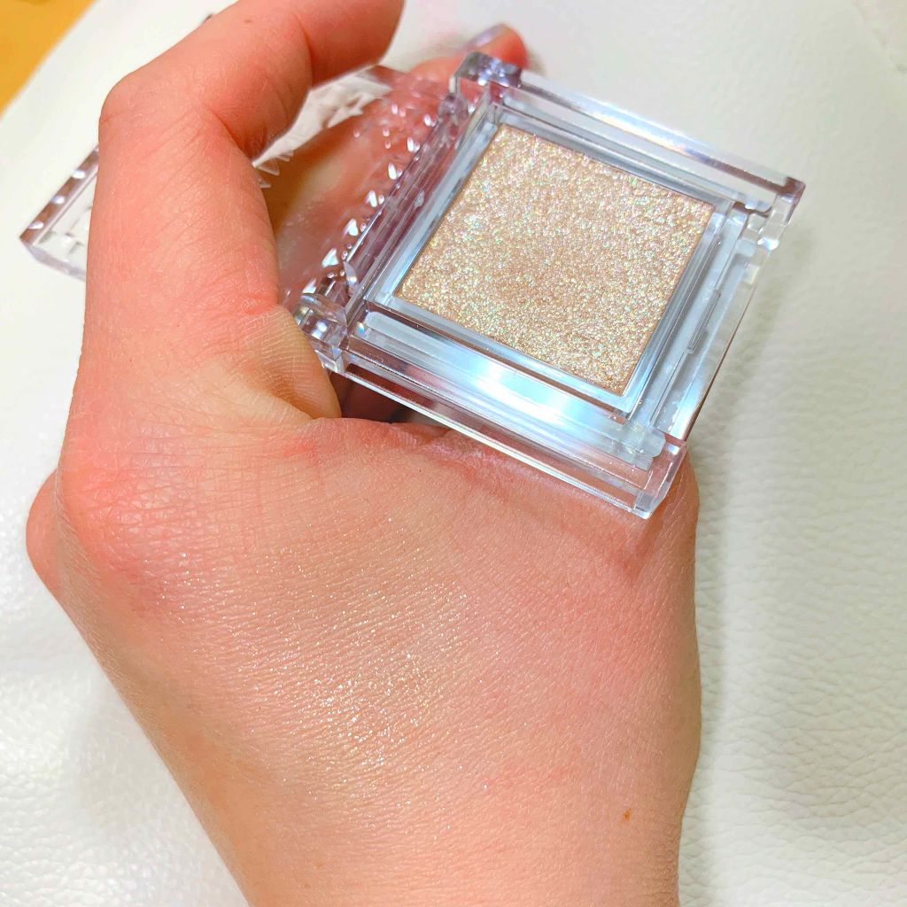 シングルカラーアイシャドウ/CEZANNE/単色アイシャドウを使ったクチコミ（2枚目）