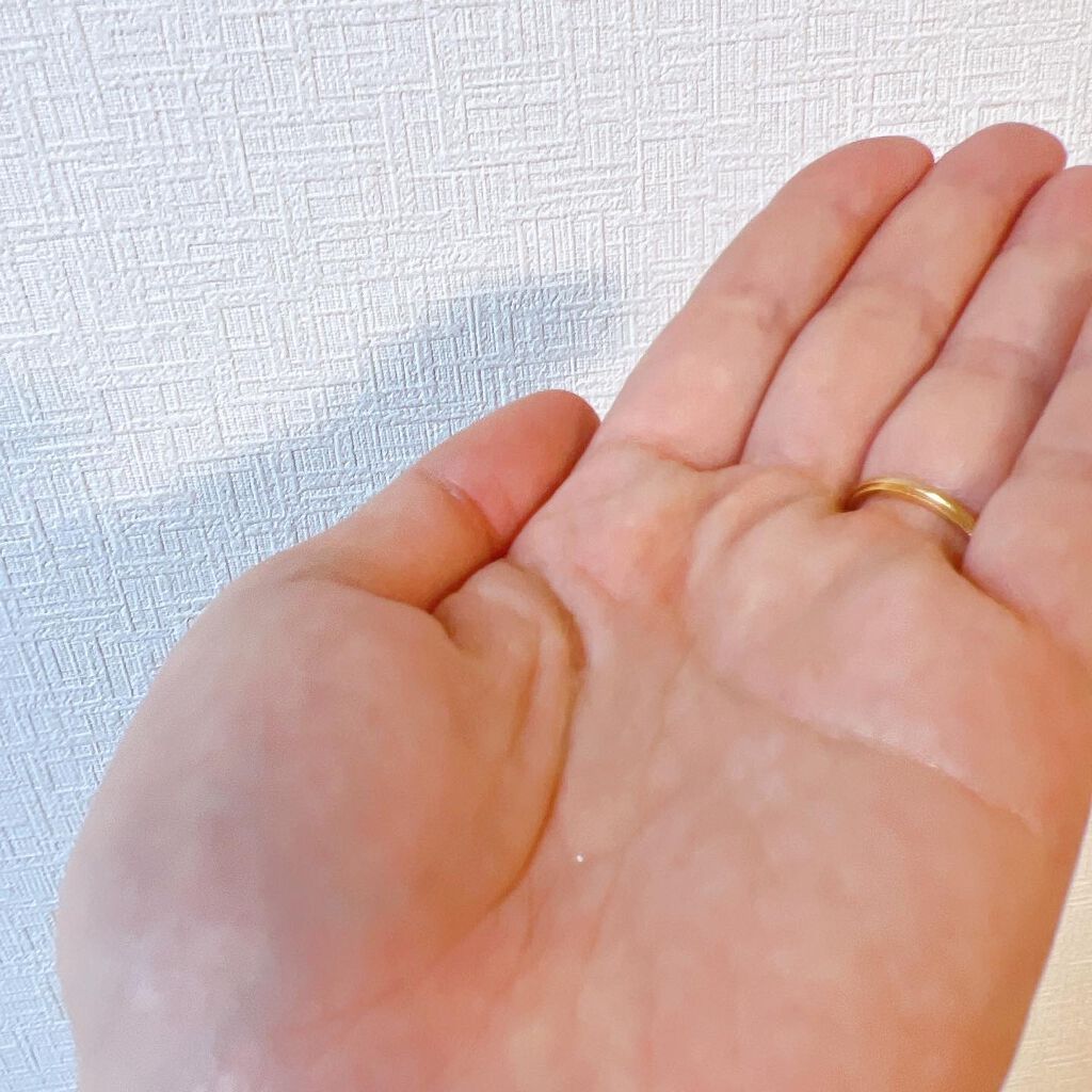 スタイリングオイル<タイト&ウェット>/COHARU/ヘアオイルを使ったクチコミ(3枚目)