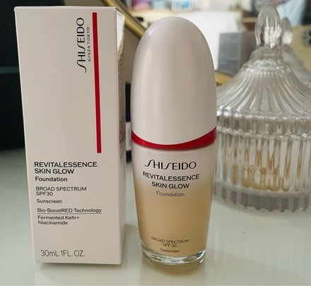 エッセンス スキングロウ ファンデーション/SHISEIDO/リキッドファンデーションを使ったクチコミ(1枚目)