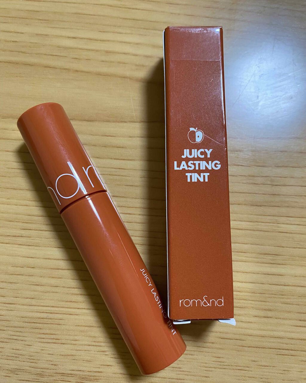ジューシーラスティングティント/rom&nd/リップティントを使ったクチコミ（1枚目）