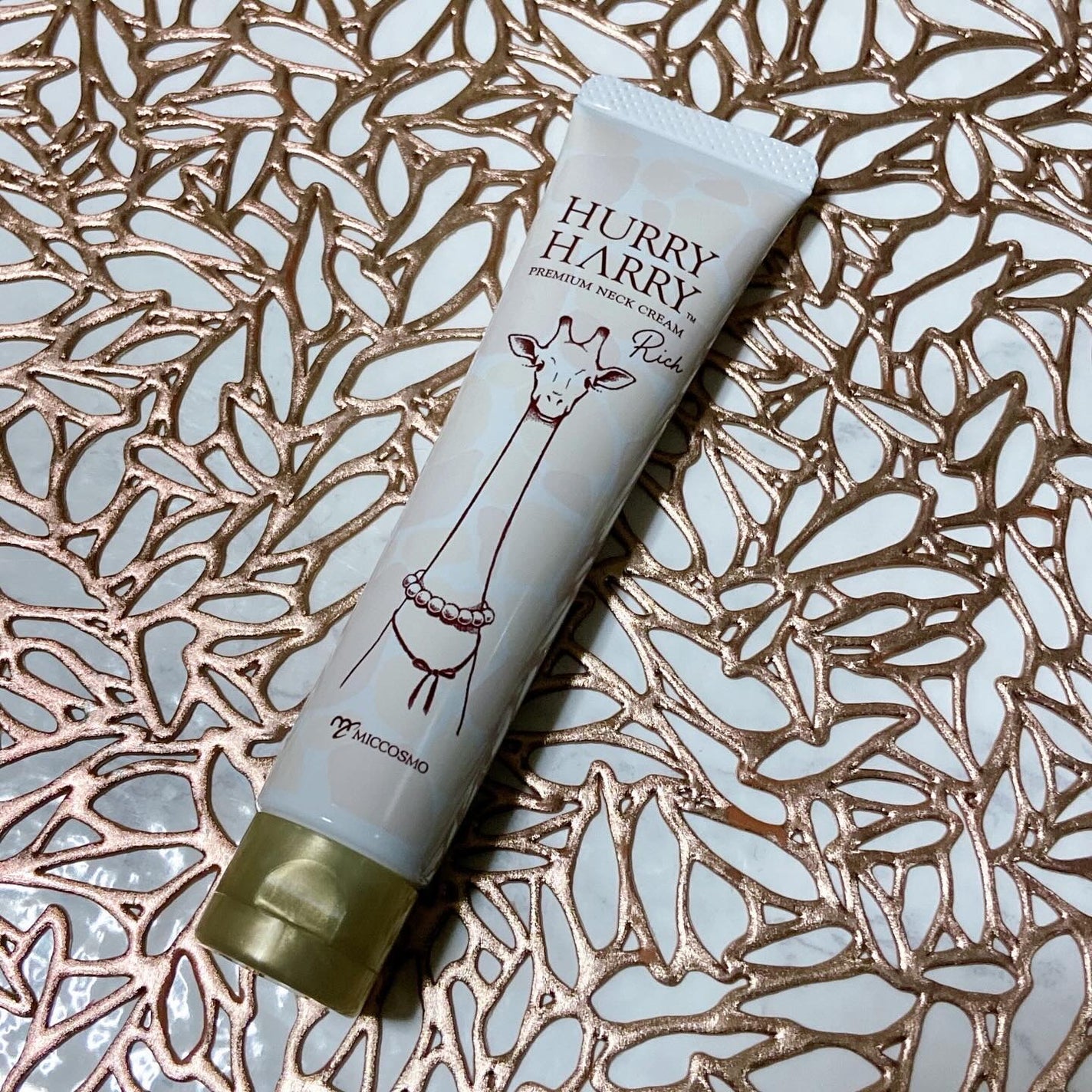 ハリーハリー 薬用おとなの美くびクリーム リッチ(医薬部外品)/ハリーハリー/ネック・デコルテケアを使ったクチコミ(3枚目)