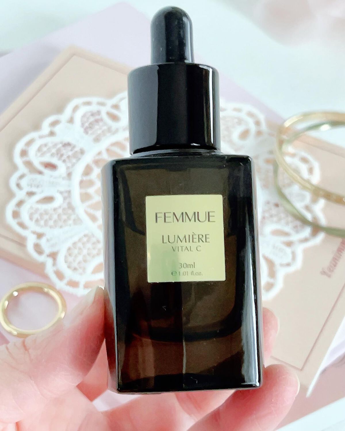 カテゴリ FEMMUE - FEMMUE ルミエールヴァイタルC 50mlの通販 by saa
