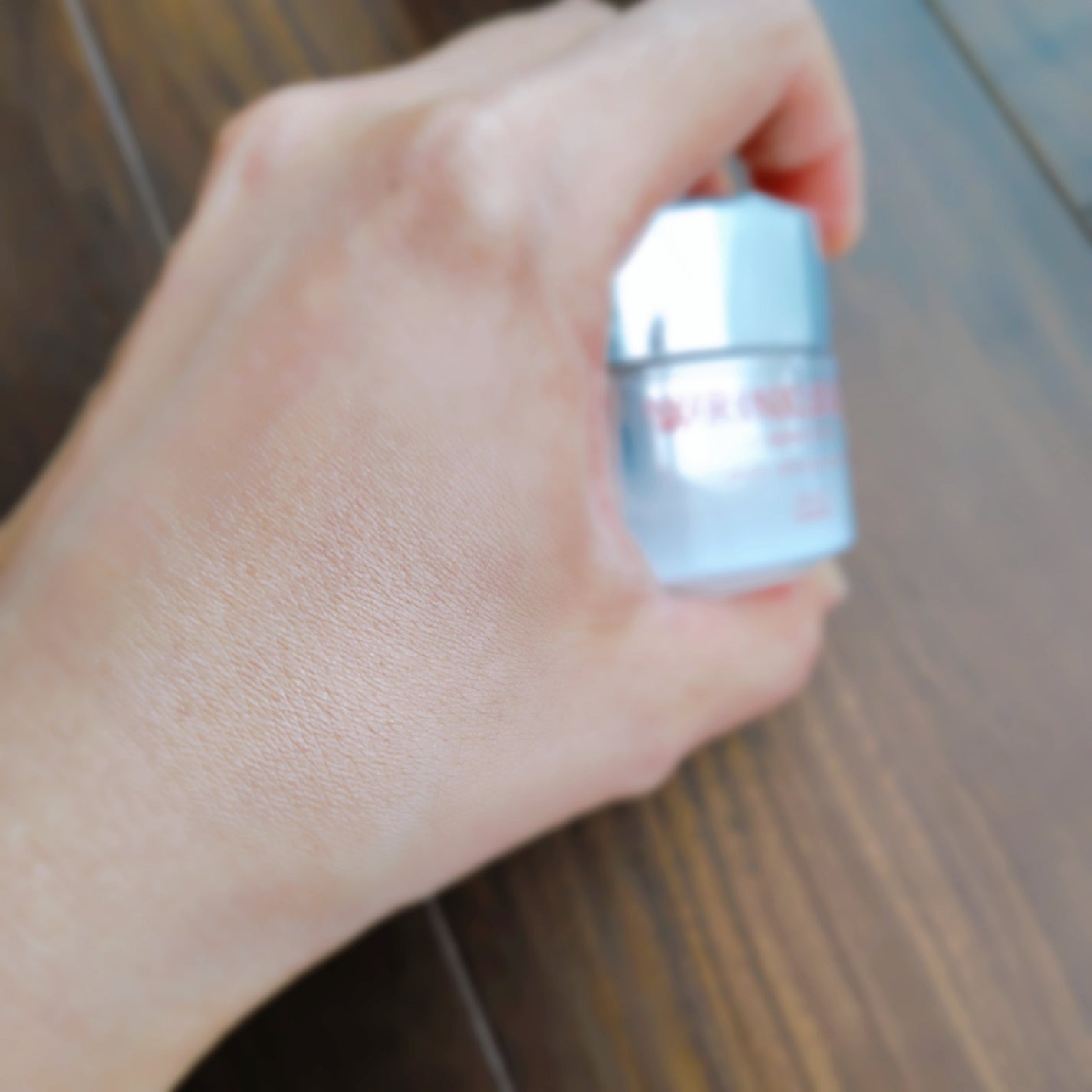 リンクルケア ホワイト モイストジェルクリーム UV/グレイスワン/オールインワン化粧品を使ったクチコミ(5枚目)