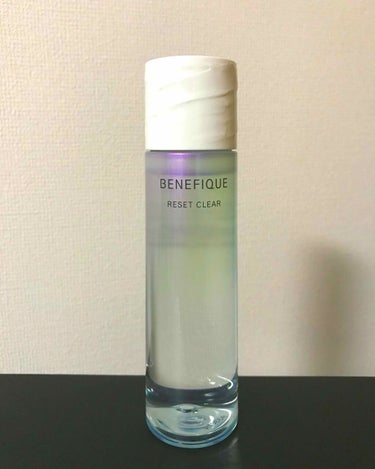 資生堂
ベネフィーク
リセットクリア
(ふき取り化粧水)150ml

肌を浄化したようにスッキリ。
放っておくとサビのように残る皮脂や浸透・透明感の妨げとなる不要な角層を優しく除去。
次に使うスキンケア