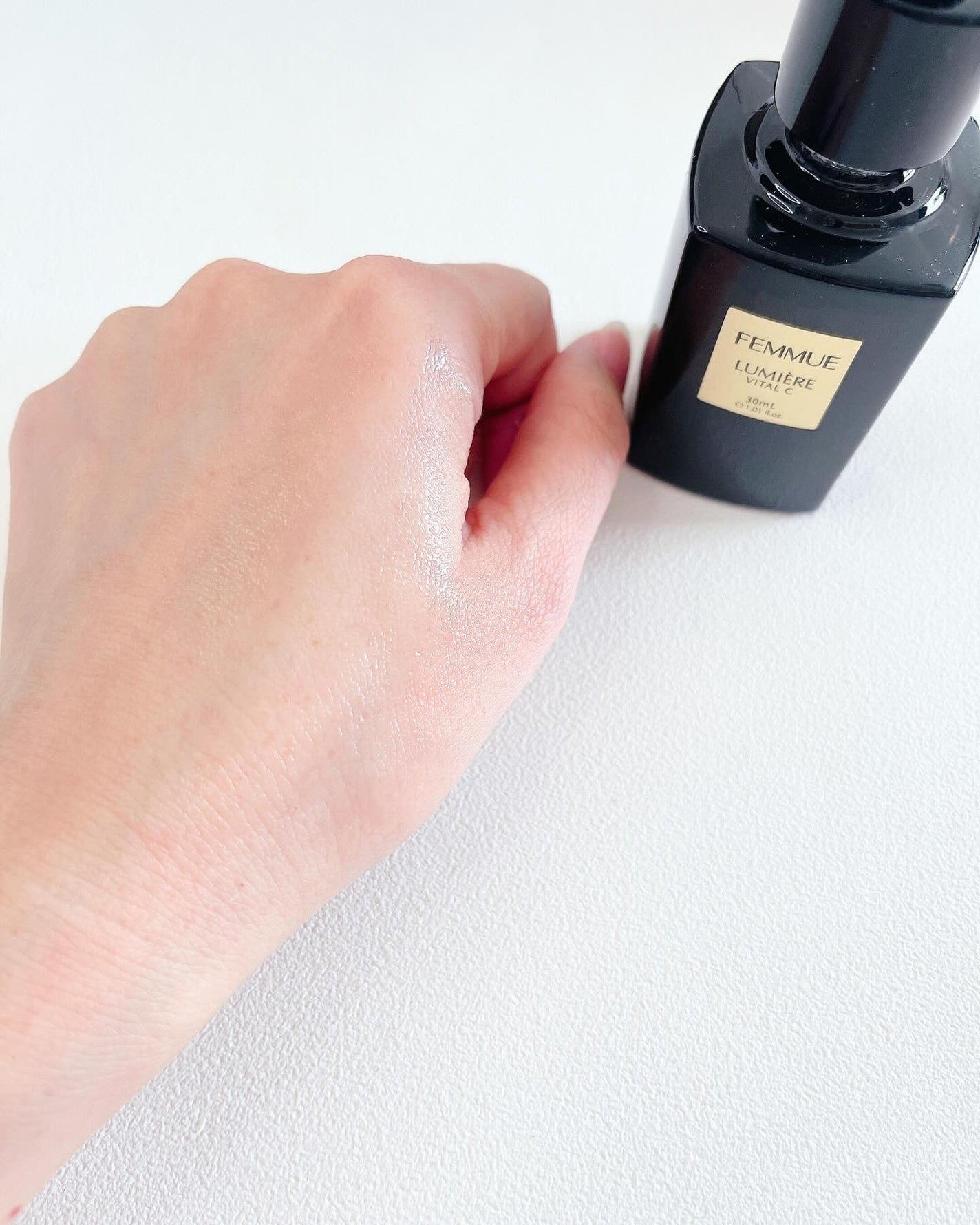 ルミエール ヴァイタルC/FEMMUE/ブースター・導入液を使ったクチコミ(5枚目)