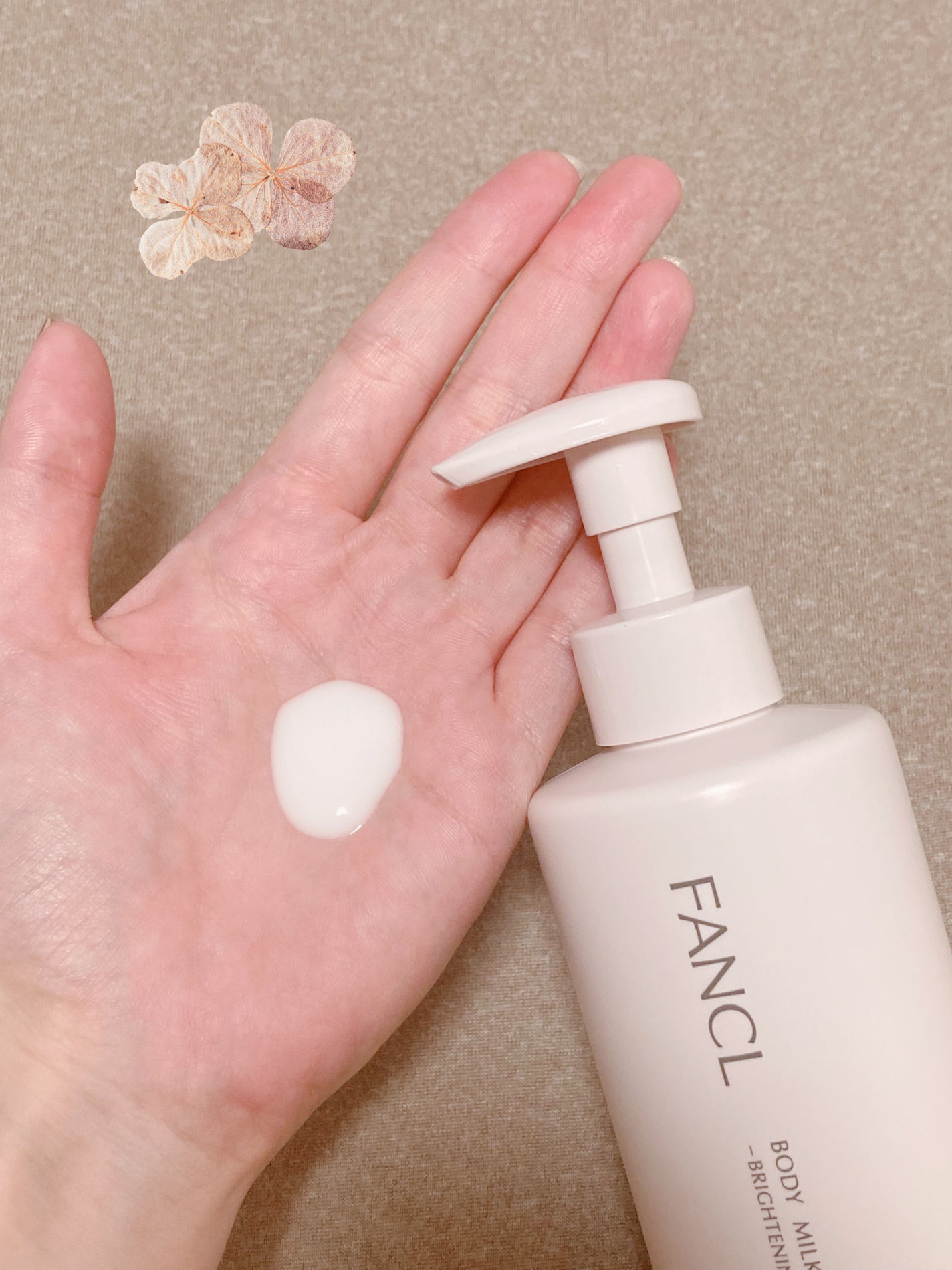 ボディミルク ブライトニング&エイジングケア<医薬部外品>/ファンケル/ボディミルクを使ったクチコミ(2枚目)