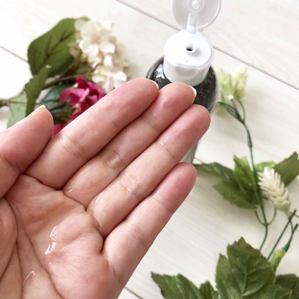 ホワイトニングモイストローション/PLuS/化粧水を使ったクチコミ（2枚目）