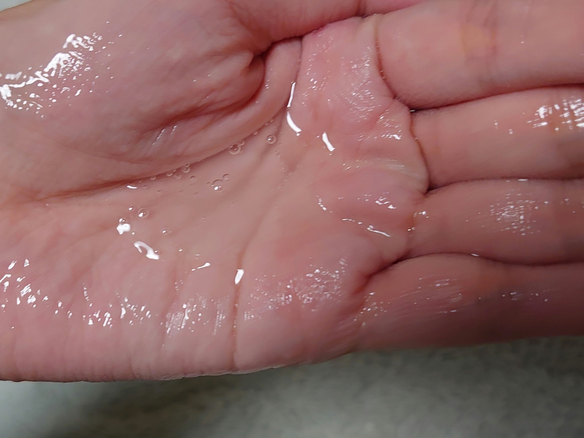 favs カーミングフェイシャルマスクのクチコミ「クセのなさが魅力的。
優しい使い心地のシートマスク。


■favs　カーミングフェイシャルマ.....」（3枚目）