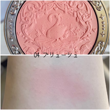 フラワーノーズ スワンバレエシリーズ ブラッシュコンパクト/FlowerKnows/パウダーチークを使ったクチコミ(5枚目)