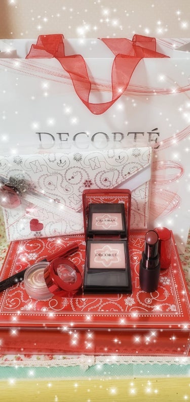 メイクアップ コフレ Ⅱ（クリスマスコフレ 2019）/DECORTÉ/メイクアップキットを使ったクチコミ（1枚目）