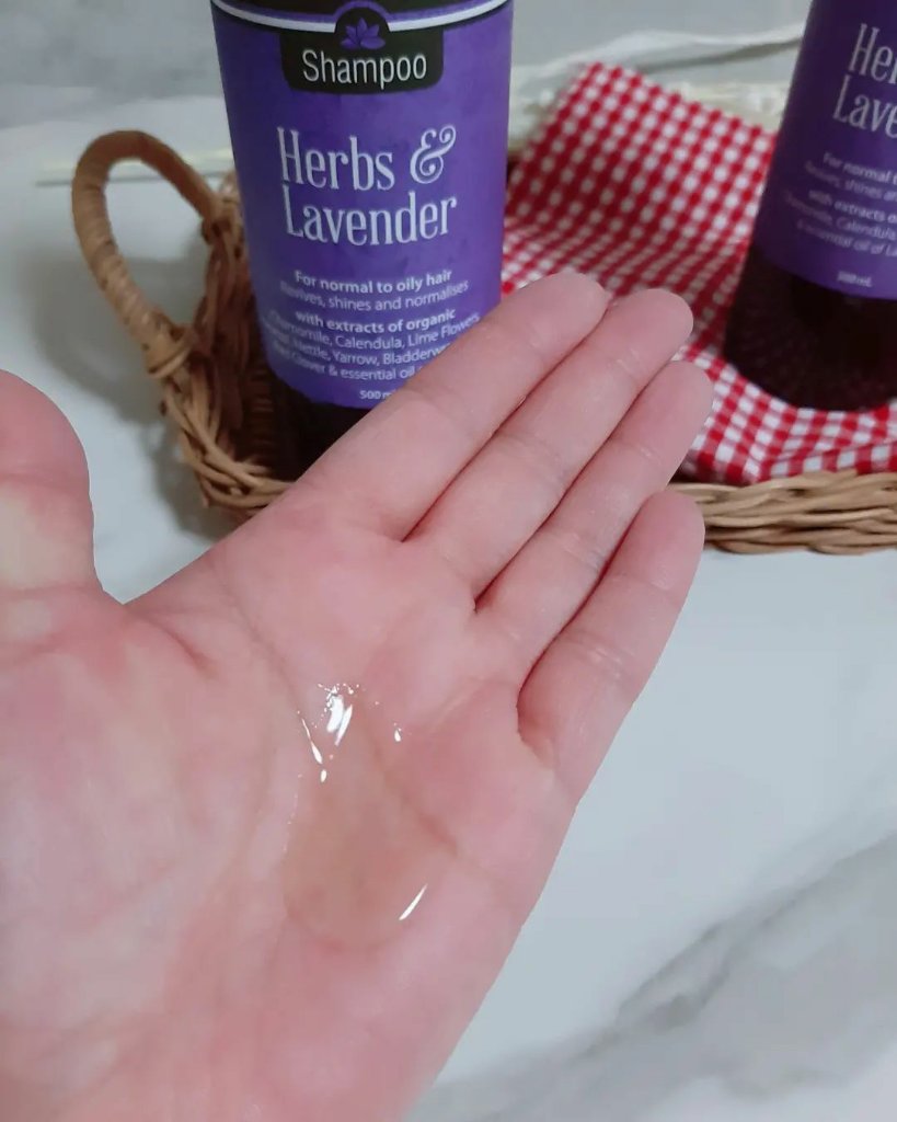 シャンプー ハーブ＆ラベンダー／コンディショナー ハーブ＆ラベンダー/ハーバニカ/市販シャンプーを使ったクチコミ（3枚目）