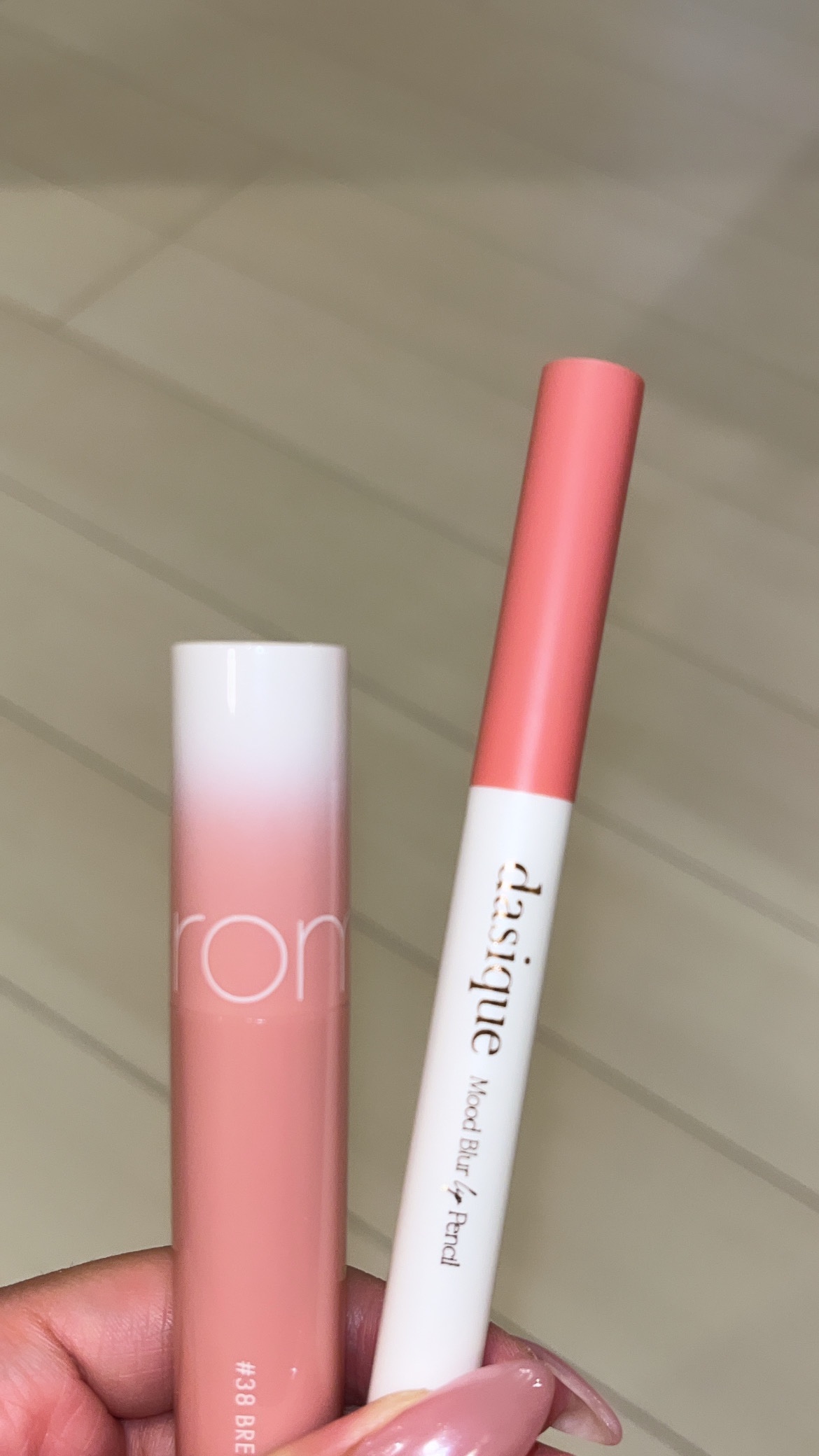 ジューシーラスティングティント/rom&nd/リップティントを使ったクチコミ（1枚目）