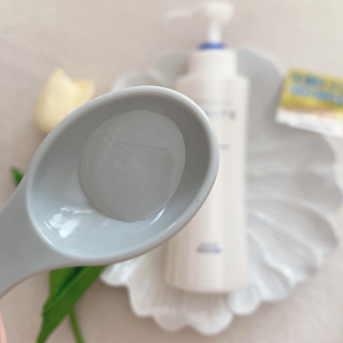 モイスチュアマイルドホワイト パーフェクトエッセンス/モイスチュアマイルド ホワイト/オールインワン化粧品を使ったクチコミ（3枚目）