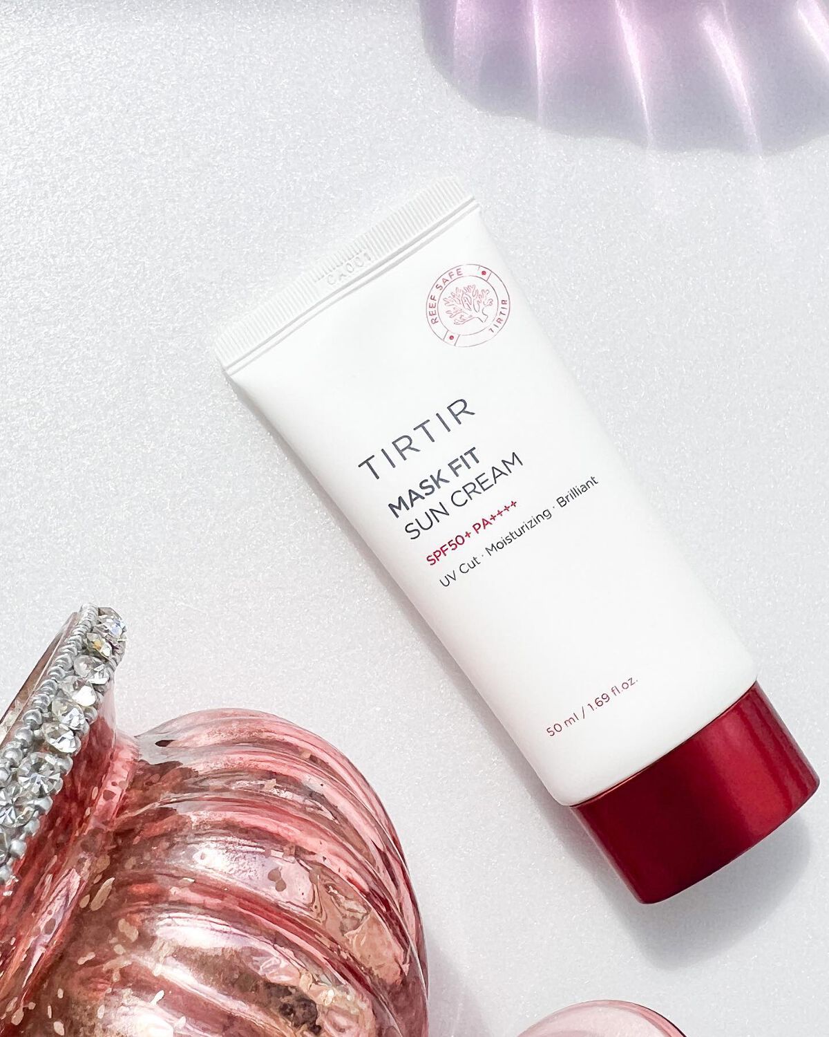 \\ 冬だからといってサボってない？ //

紫外線は2月から高くなりだします
対策は万全ですか？

紫外線対策は年中無休で
こまめな塗り直しが理想的です♪

こちらは昨年クッションファンデで
人気を集めたTIRTIRの

マスクフィットシ