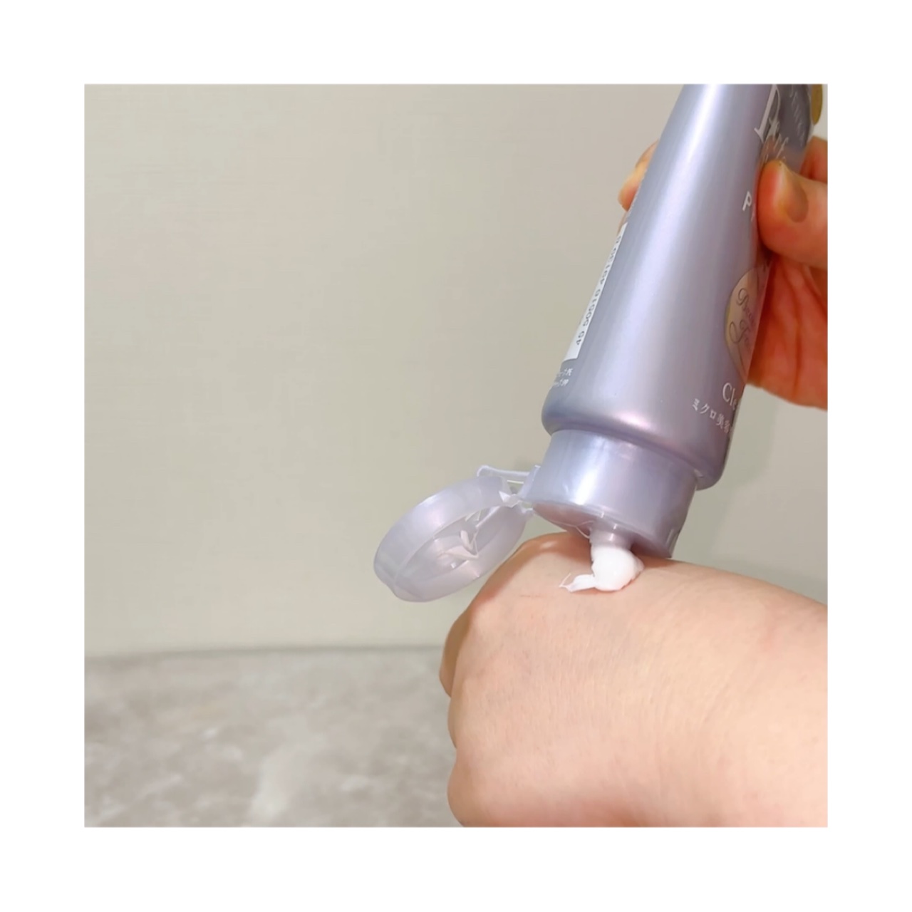 センカ　プレミアムパーフェクトホイップクリア　（医薬部外品）/SENKA（専科）/洗顔フォームを使ったクチコミ（3枚目）