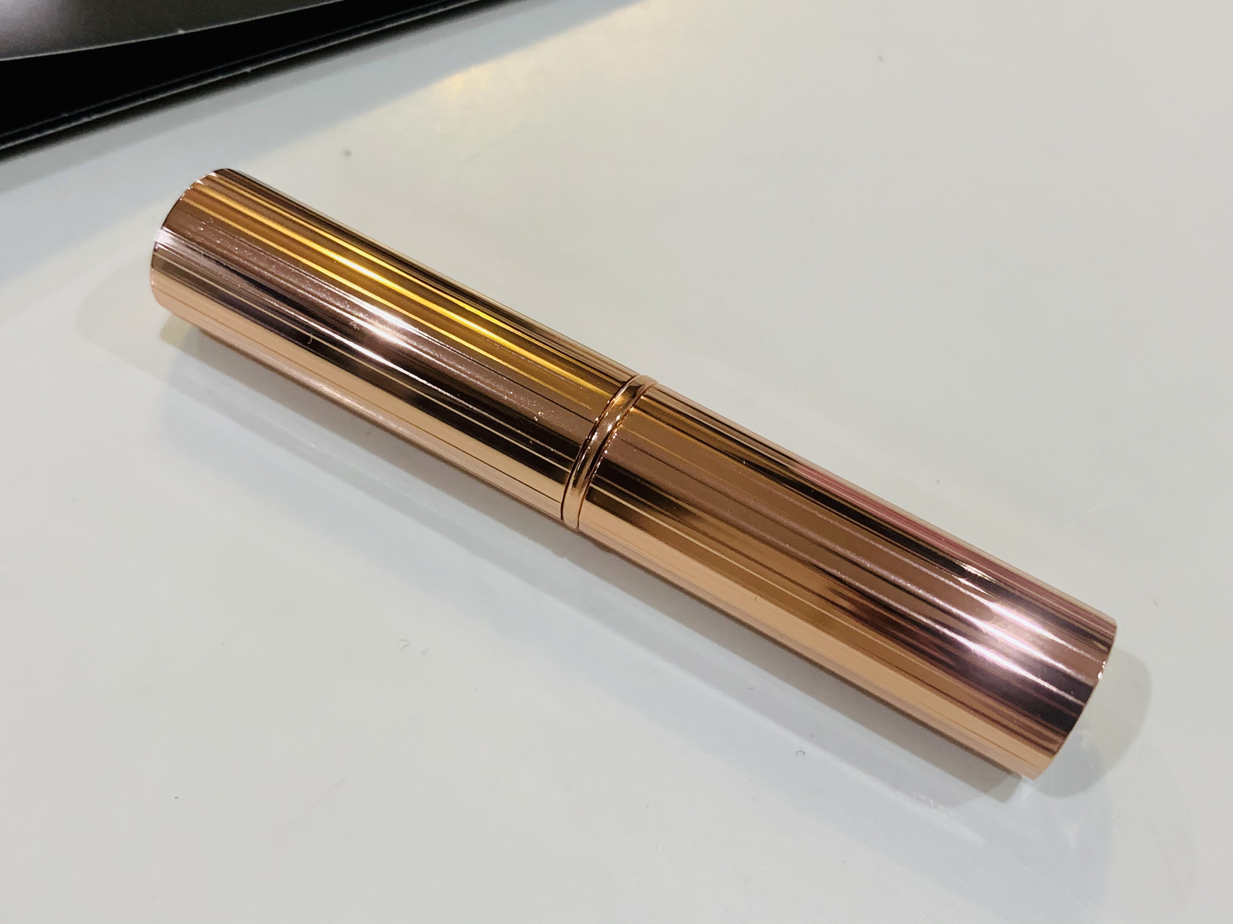 ピロートーク ダイヤモンド ラッキーダイヤモンド リップスティック/Charlotte Tilbury/口紅を使ったクチコミ（3枚目）