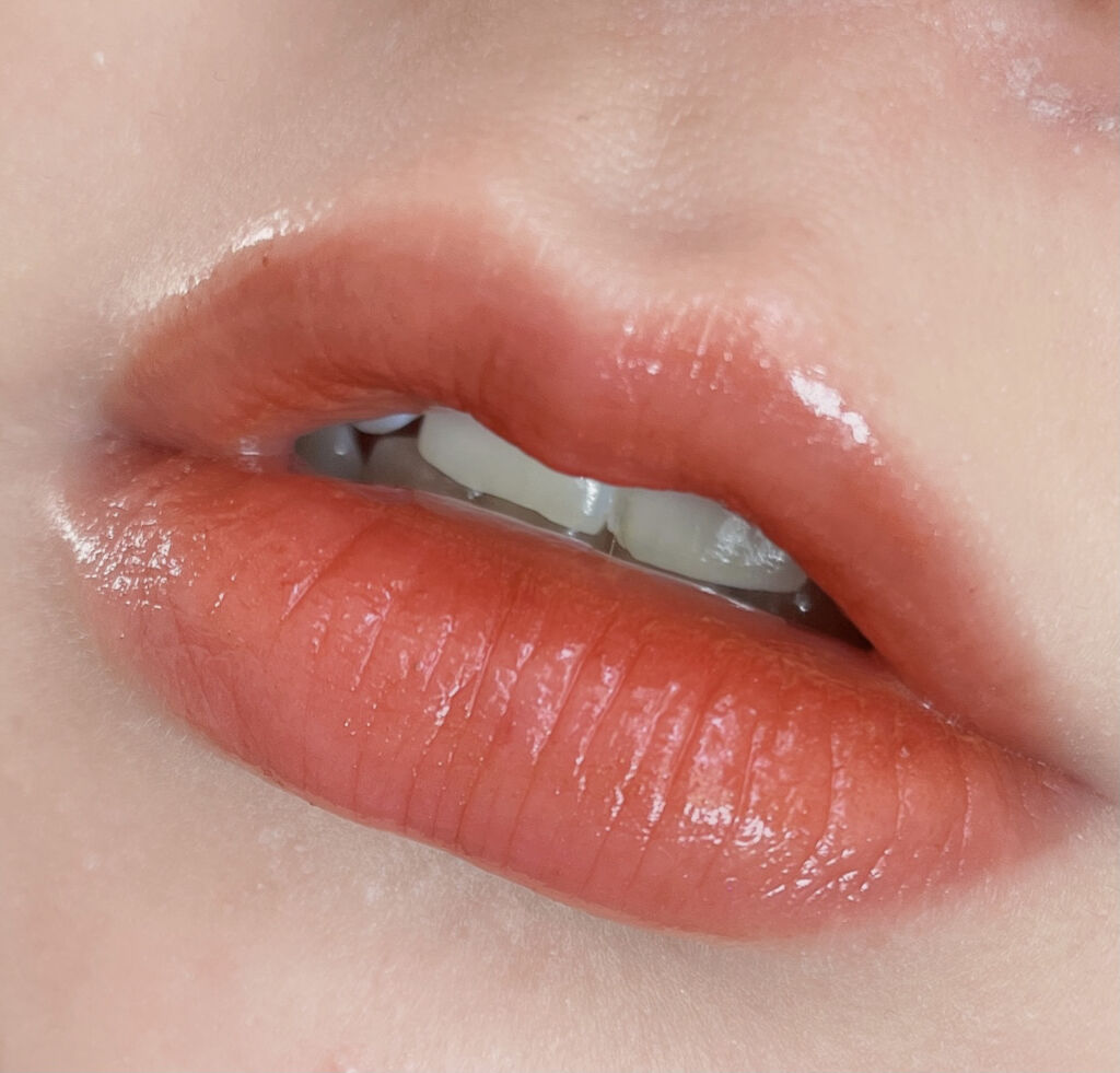 ウォータリーティントリップ/CEZANNE/リップティントを使ったクチコミ（2枚目）