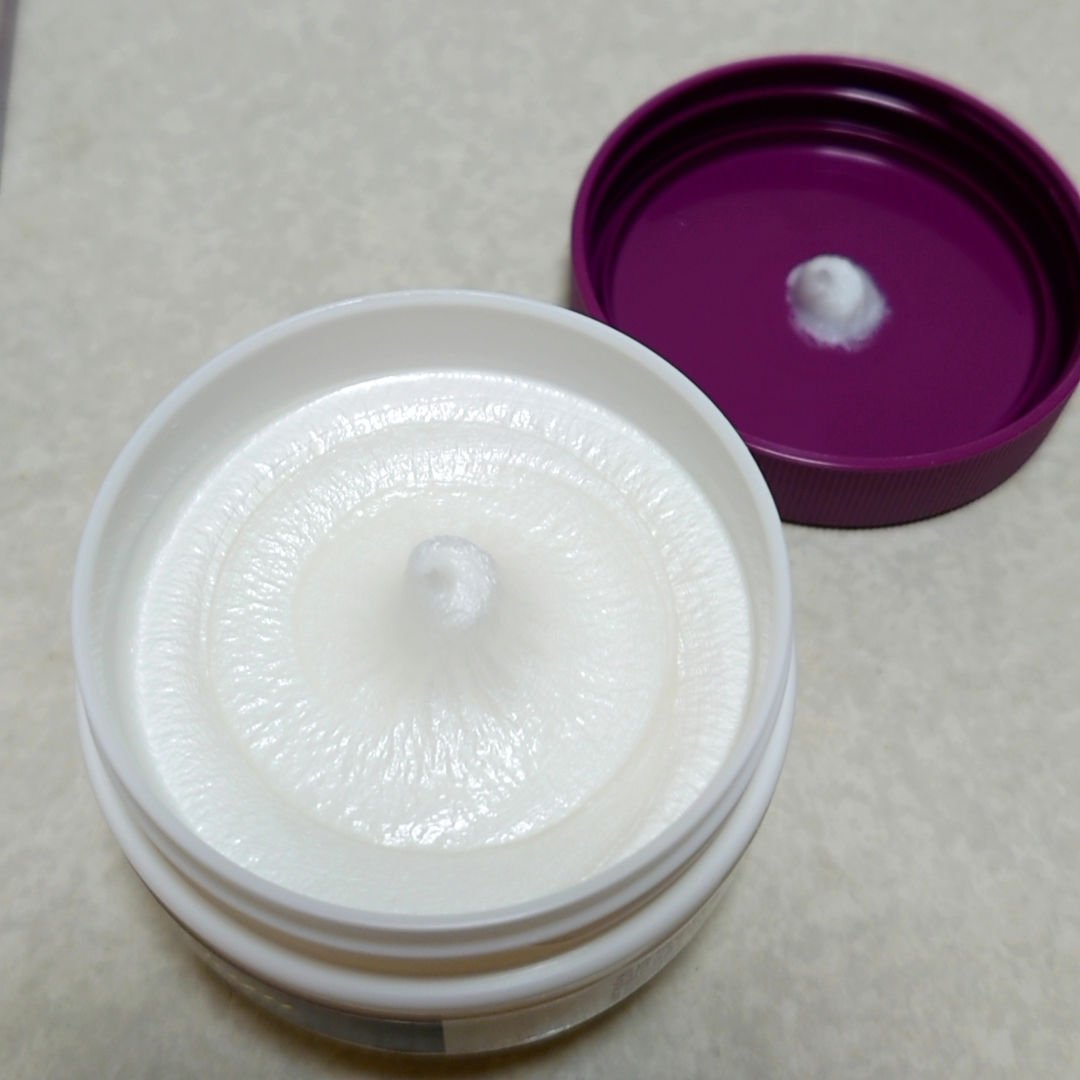 マダムジュジュ/ジュジュ/フェイスクリームを使ったクチコミ（2枚目）