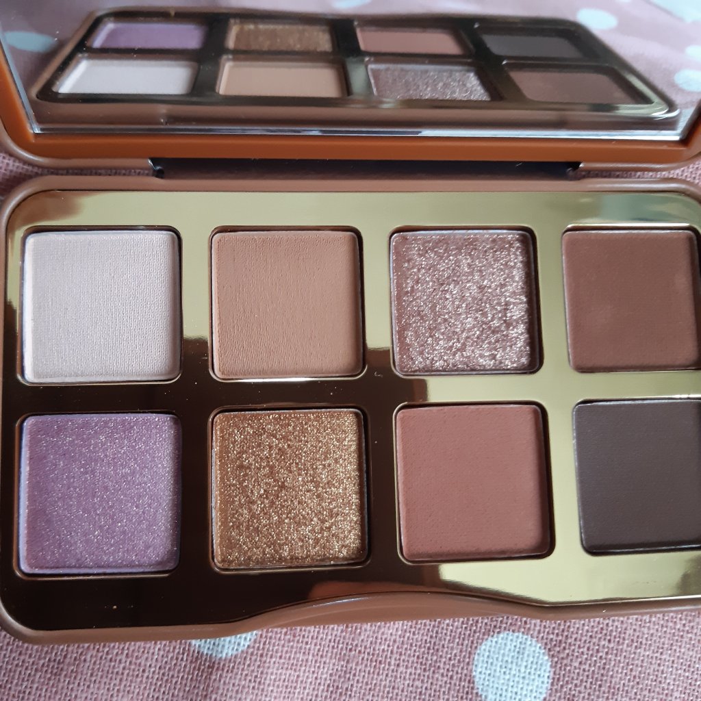 Too Faced ユー アー ソー ホット ホット ココア アイシャドウ パレットのクチコミ「Too Faced
ユー アー ソー ホット ホット ココア アイシャドウ パレット

先月購.....」（2枚目）