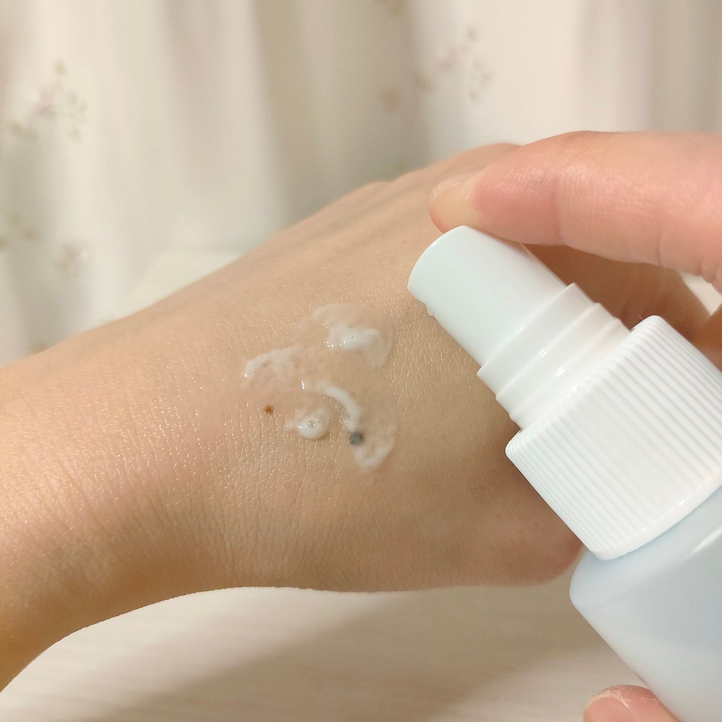 パフュームヘアパックインミスト Pink Breeze/Daleaf/アウトバストリートメントを使ったクチコミ(2枚目)