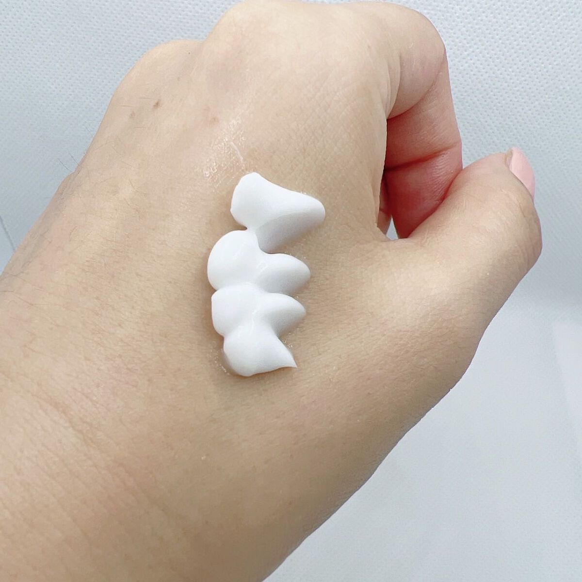 ビューティーチャージ ナイトスペリア/アトリックス/ハンドクリームを使ったクチコミ（3枚目）