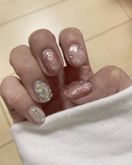 ももを。 on LIPS 「ももをです。ひっさしぶりにネイルに行ってまいりました💅周りでよ..」(2枚目)