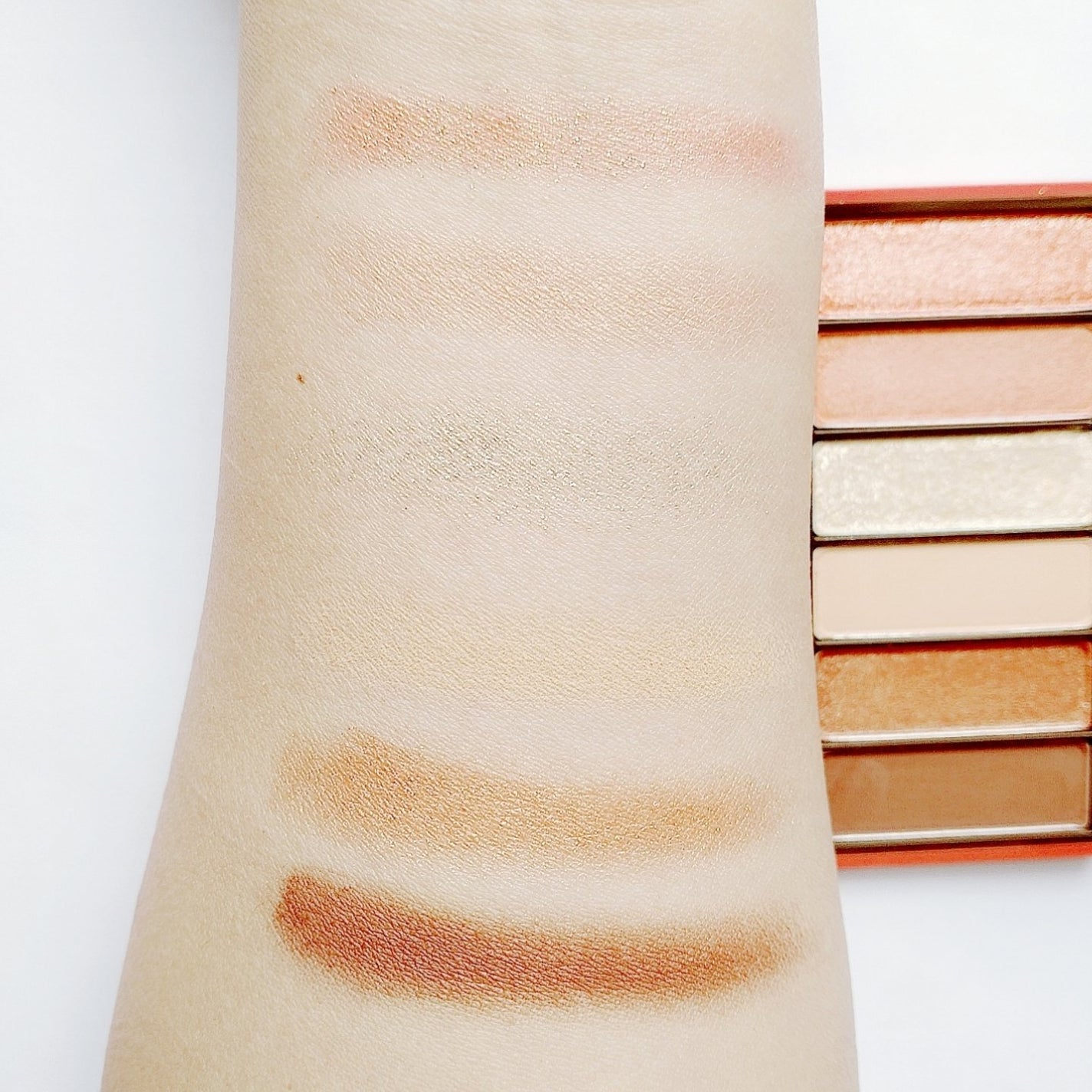 プレイカラーアイズミニ ベストラブ/ETUDE/アイシャドウパレットを使ったクチコミ(7枚目)