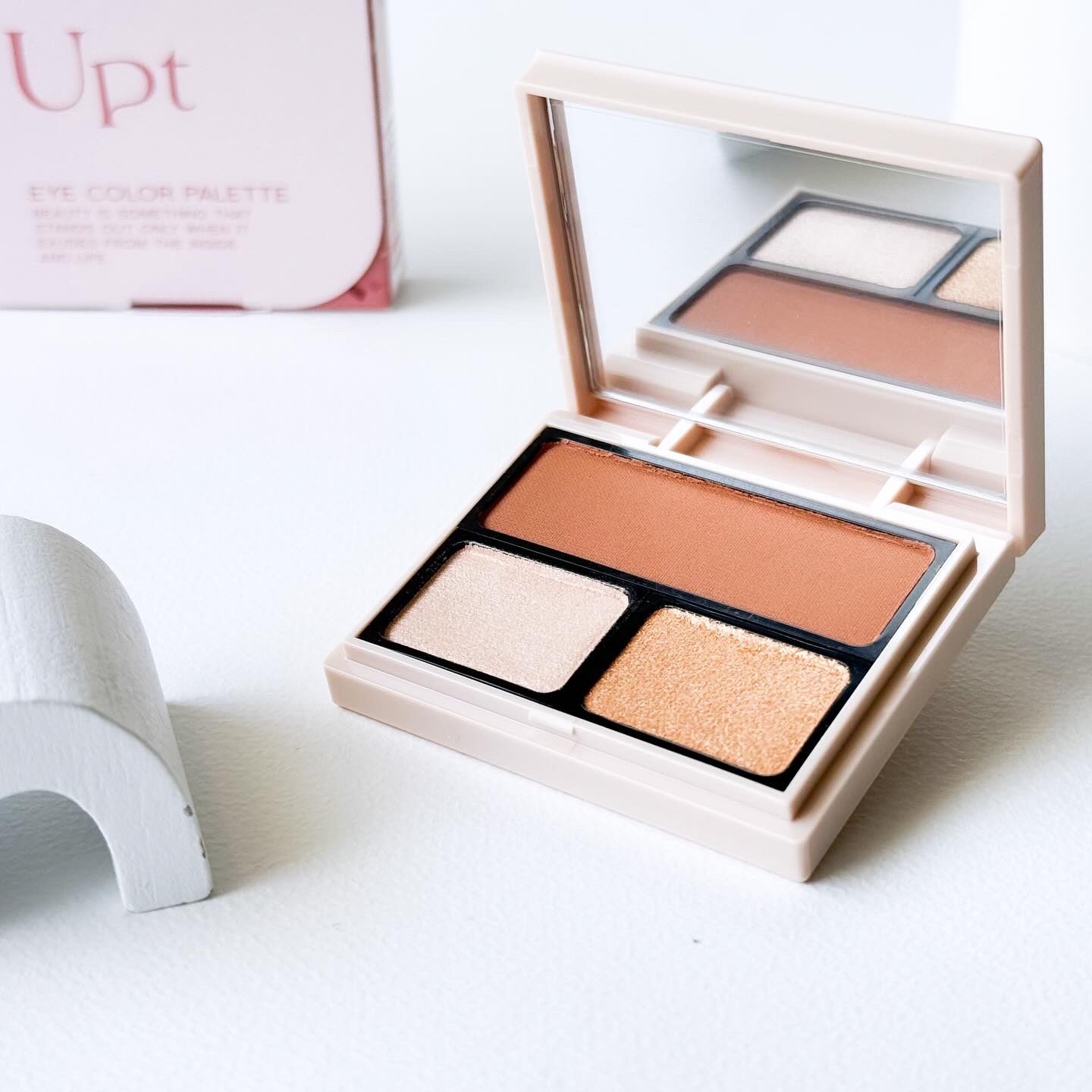 アイカラーパレット 01 アンバーモア/Upt/アイシャドウパレットを使ったクチコミ（1枚目）