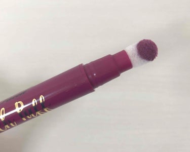 ピーチパフ ロングウェアリング マット リップカラー  ドント＠ミー/Too Faced/口紅を使ったクチコミ（3枚目）