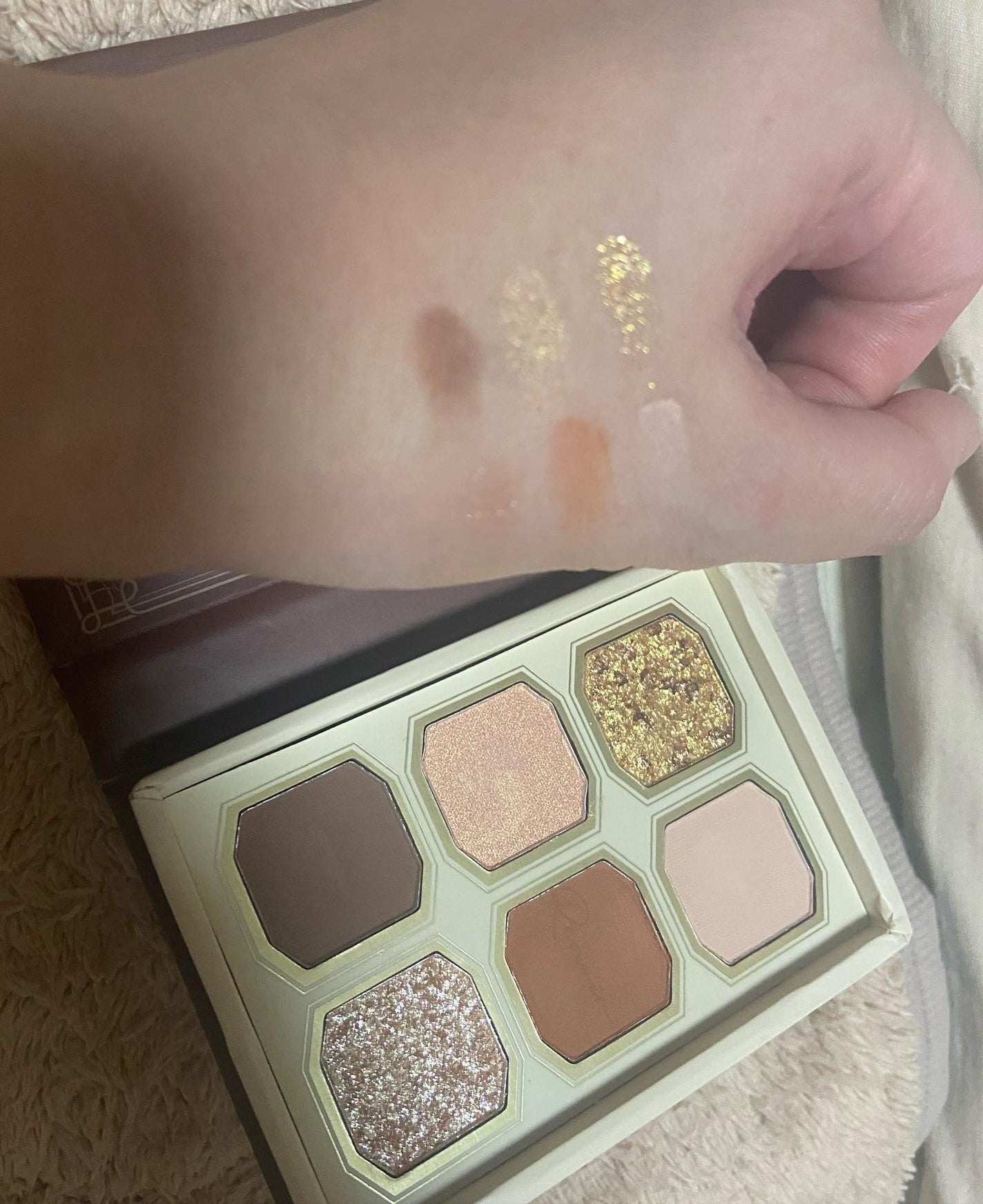絵画アイシャドウパレット/MilleFée/アイシャドウパレットを使ったクチコミ(3枚目)