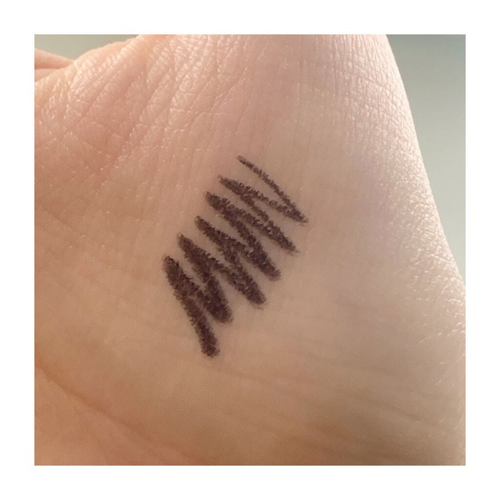 えれな on LIPS 「こんにちは!今回はウトワのアイライナーをご紹介します!!ブラン..」(2枚目)