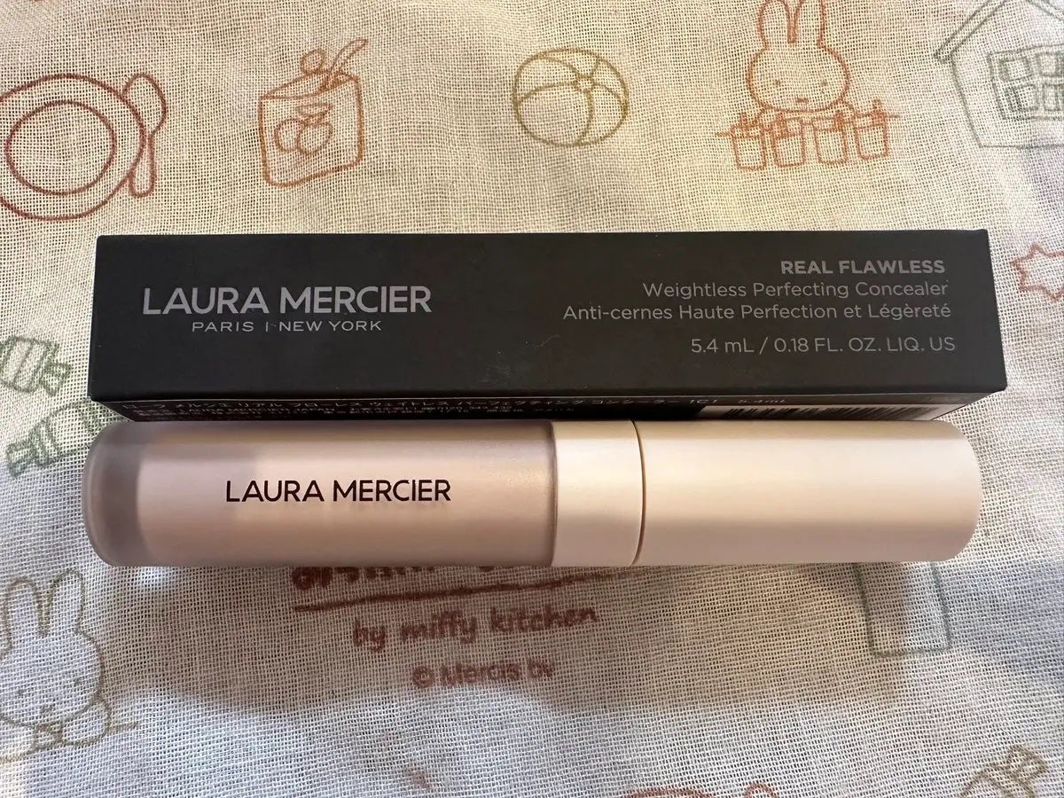 リアル フローレス ウェイトレス パーフェクティング コンシーラー/ローラ メルシエ/リキッドコンシーラーを使ったクチコミ(1枚目)