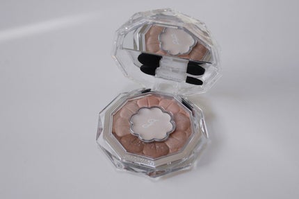 ジルスチュアート ブルームクチュール アイズ/JILL STUART/アイシャドウパレットを使ったクチコミ(2枚目)