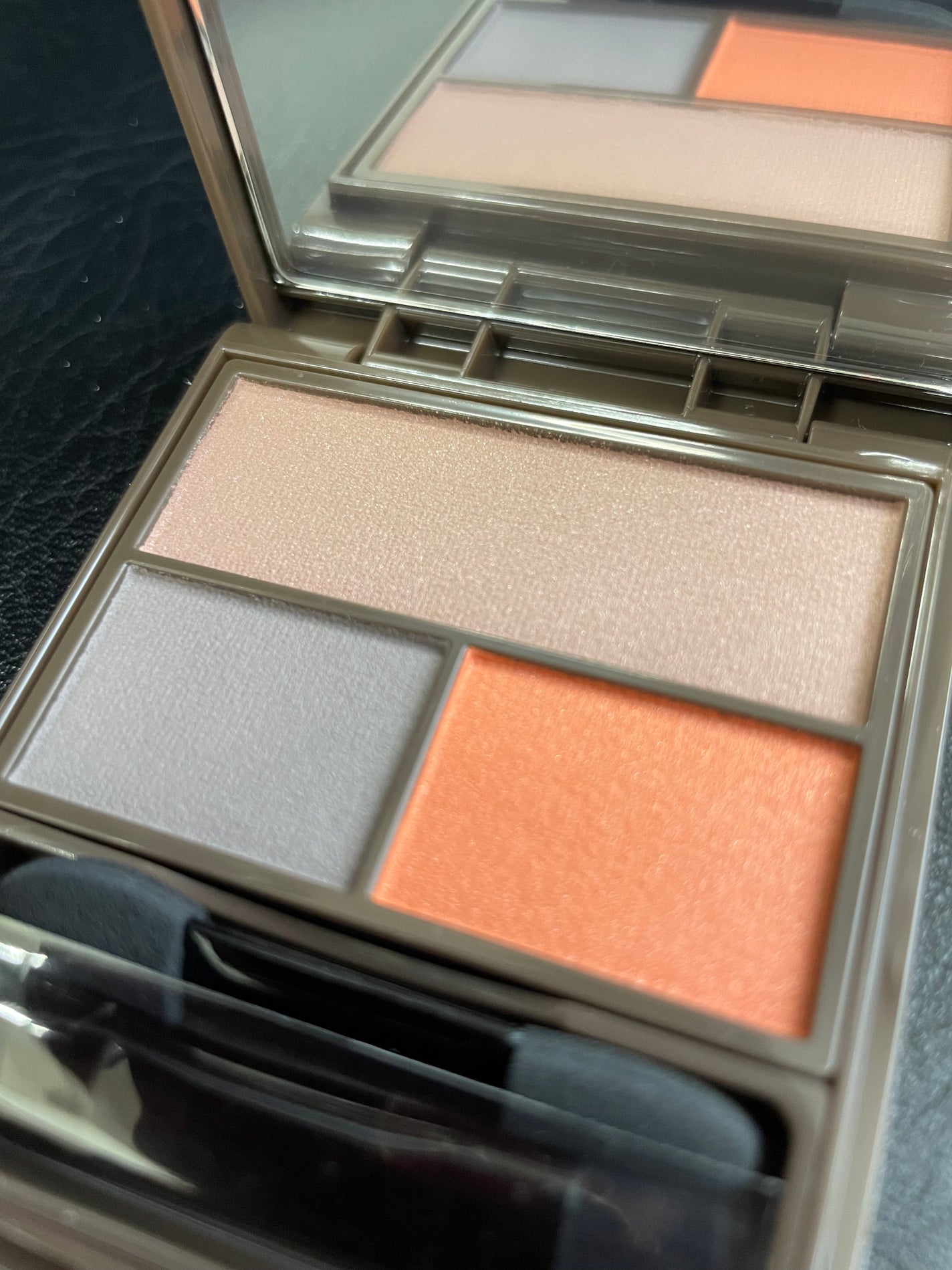 フーミー マルチアイブロウパウダー/WHOMEE/パウダーアイブロウを使ったクチコミ(1枚目)