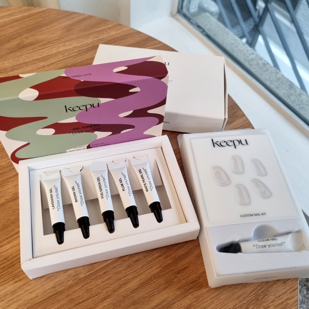 #セルフネイル,#セルフジェルネイル,#水滴ネイル,#ドーナツネイル,#ジェルネイル,#韓国ネイルのネイルデザイン