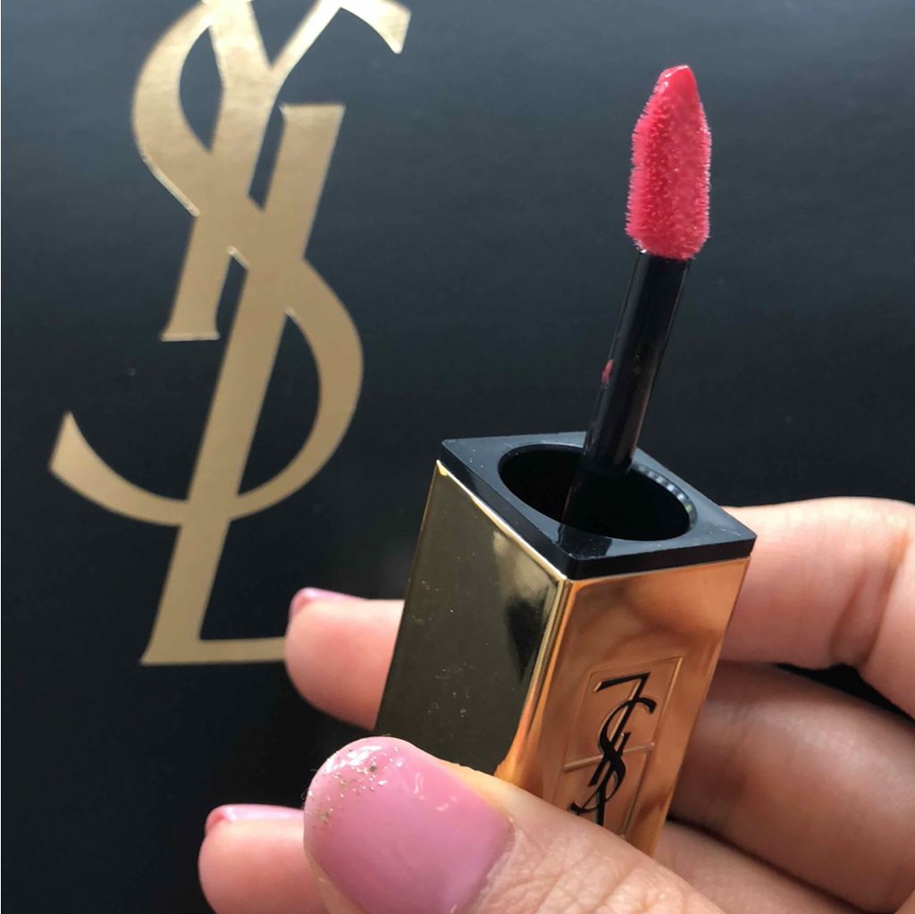 ルージュ ピュールクチュール ヴェルニ/YVES SAINT LAURENT BEAUTE/口紅を使ったクチコミ(2枚目)