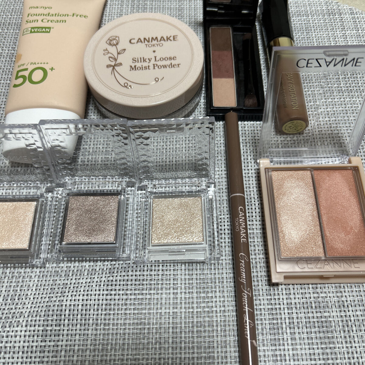 カラーリングアイブロウ/ヘビーローテーション/眉マスカラを使ったクチコミ（2枚目）