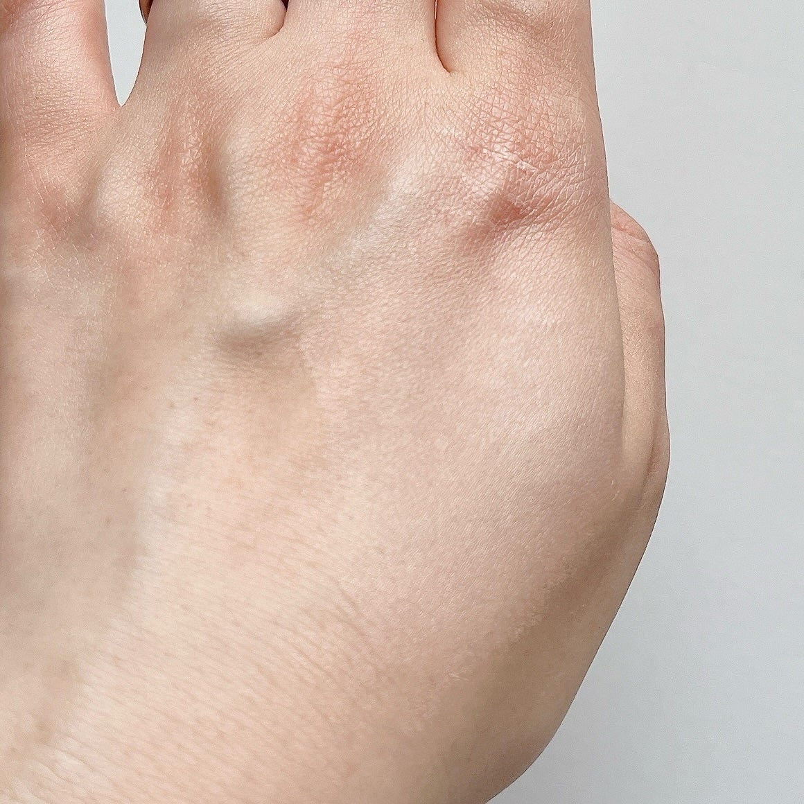 シルキーウェットリクイド/セフィーヌ/クリーム・エマルジョンファンデーションを使ったクチコミ(6枚目)