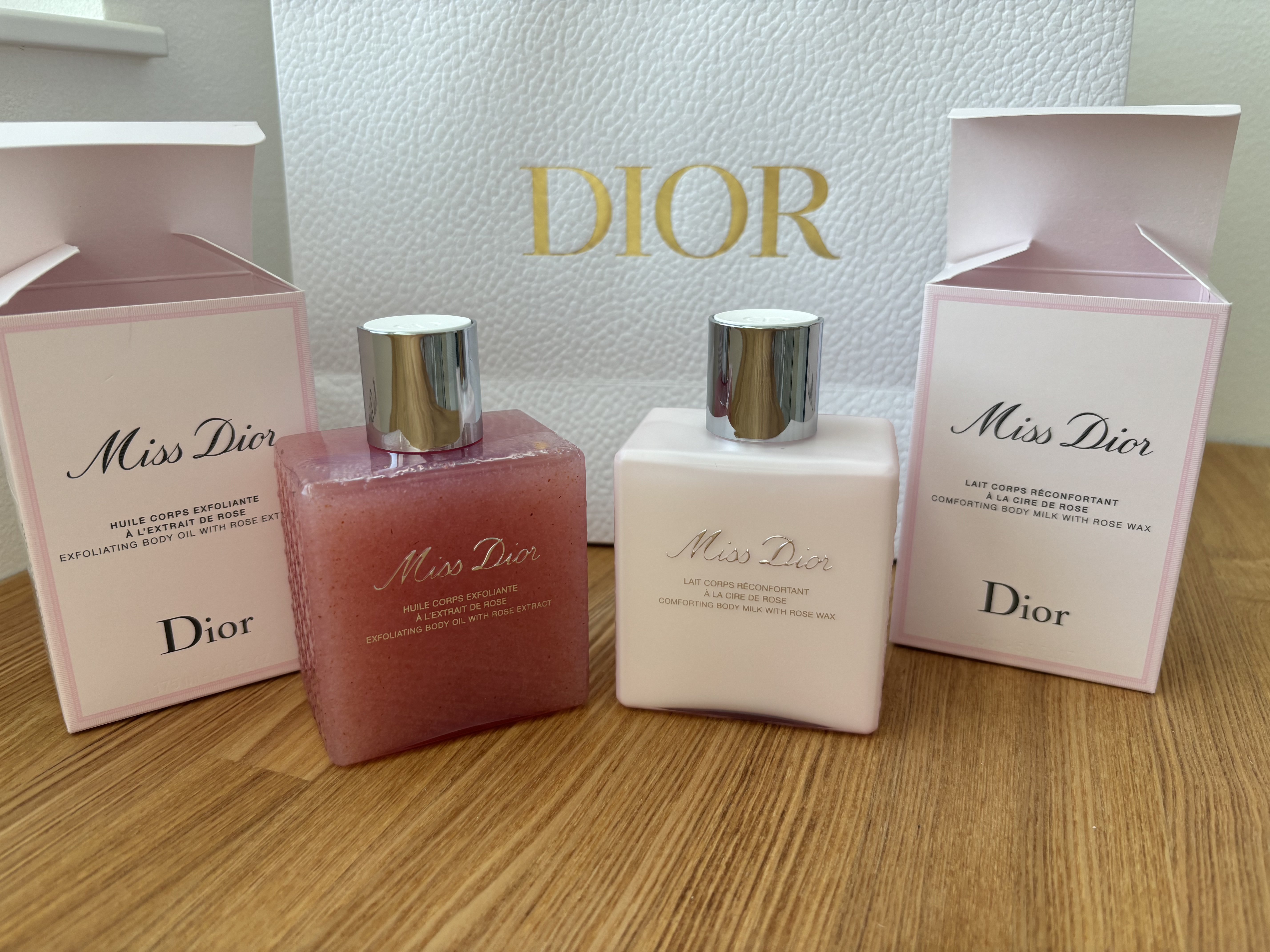 ミス ディオール ボディ ミルク ミス ディオール ボディ ミルク/Dior/ボディミルクを使ったクチコミ（1枚目）