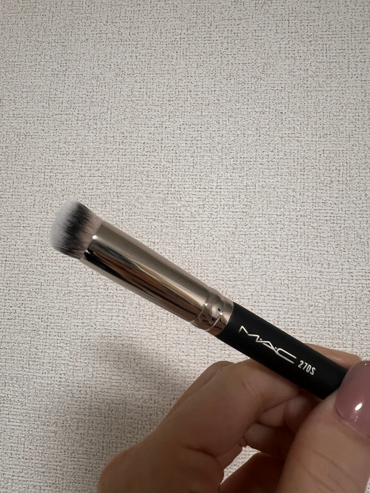#270S ミニ ラウンド スラント ブラシ/M・A・C/メイクブラシを使ったクチコミ(4枚目)
