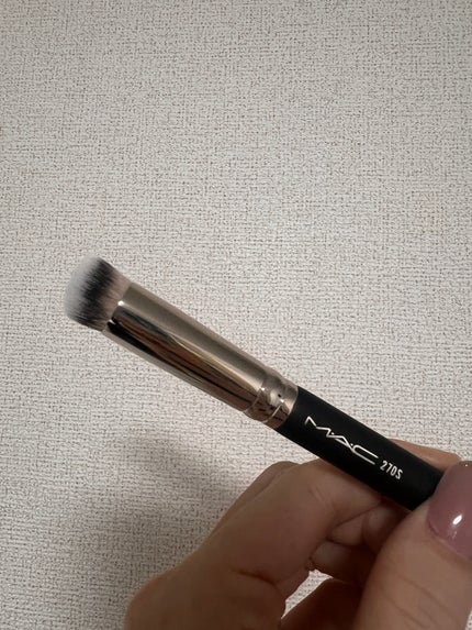 #270S ミニ ラウンド スラント ブラシ/M・A・C/メイクブラシを使ったクチコミ(4枚目)