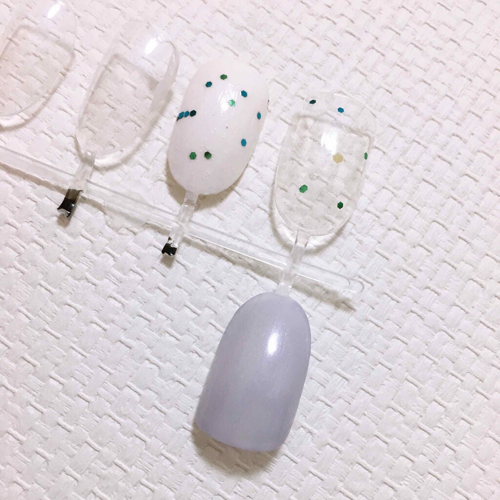 カラフルネイルズ/キャンメイク/マニキュアを使ったクチコミ(2枚目)