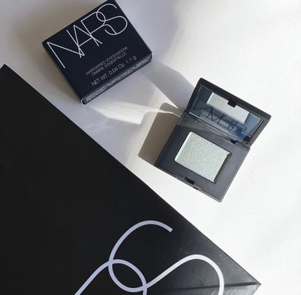 ハードワイヤードアイシャドー/NARS/単色アイシャドウを使ったクチコミ(2枚目)