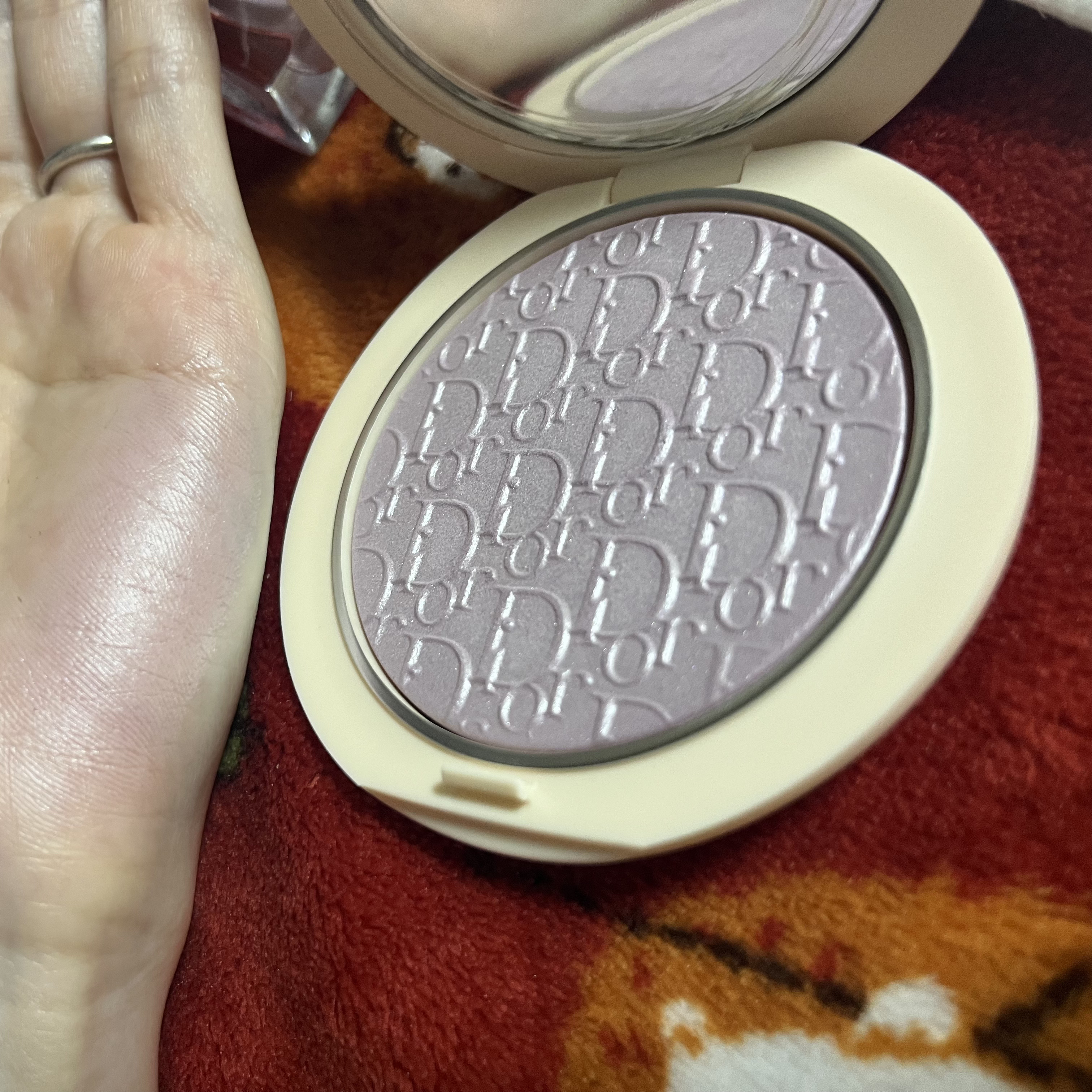 ディオール アディクト リップ グロウ/Dior/リップバームを使ったクチコミ（2枚目）